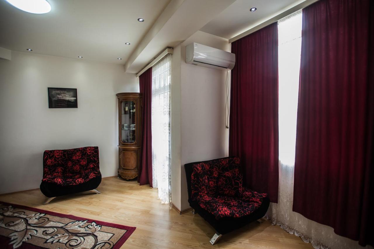 Sunny Apartments. Tbilisi. 300 Aragveli Kültér fotó