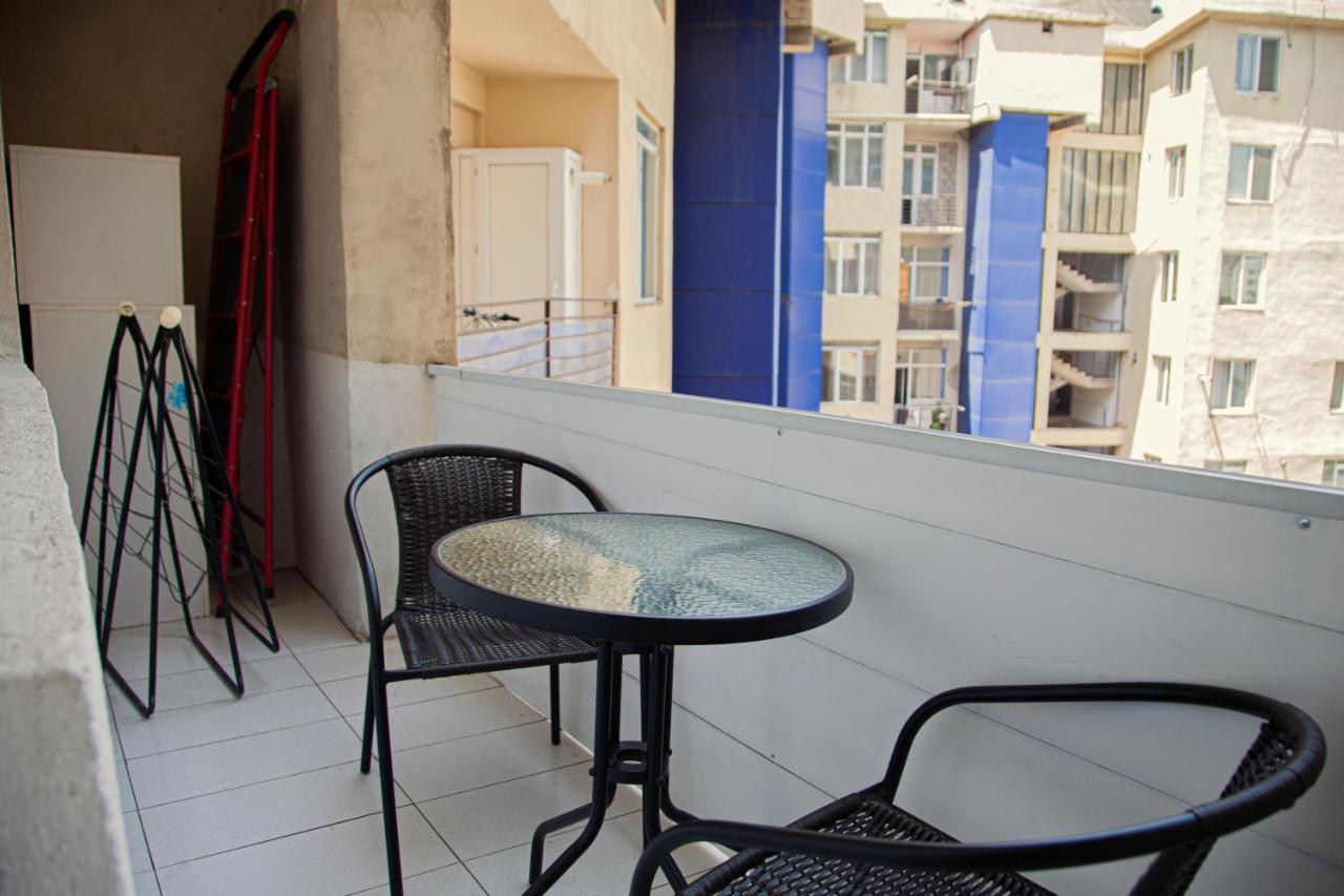 Sunny Apartments. Tbilisi. 300 Aragveli Kültér fotó